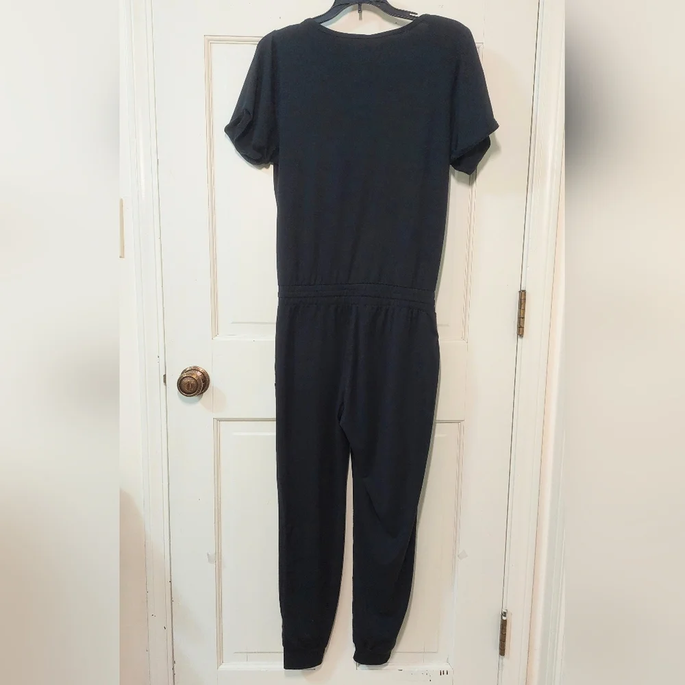 Vuori All Day Lux Black Jumpsuit, Size XS - Picture 5 of 11